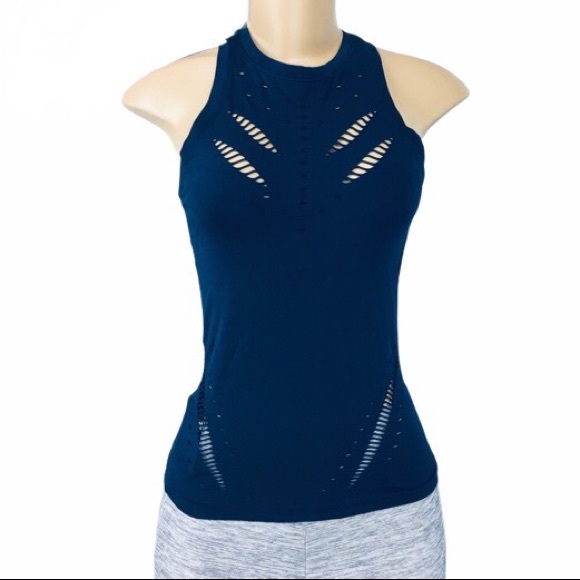 Victoria's Secret Tops - Victoria’s Secret Sport Seamless Top Size XS